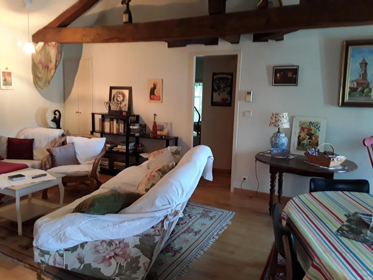 Madelon IV Bed & Breakfast Belves Exterior photo